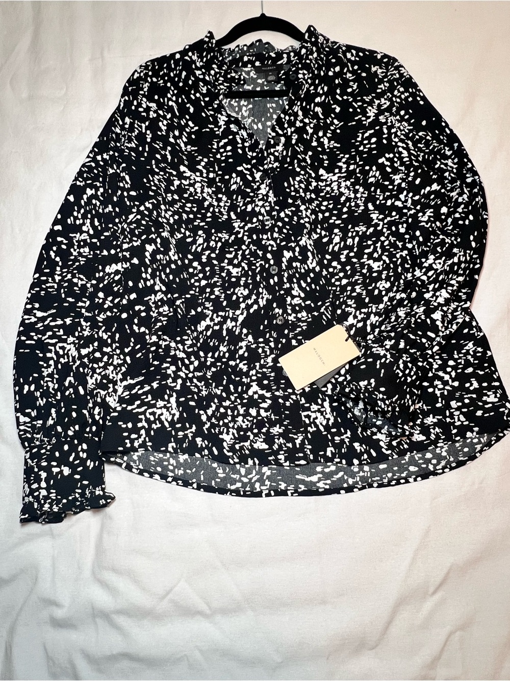 Halogen Black and White Printed Long Sleeve Blouse